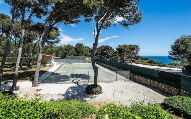 Seafront Beach Villa - Unit 2