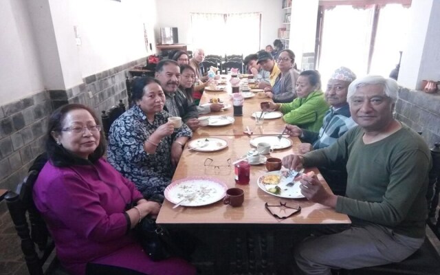 Shrestha Hotel