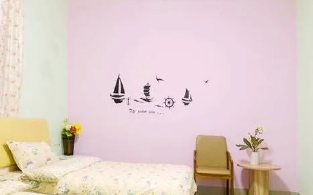 Small White Whale Inn