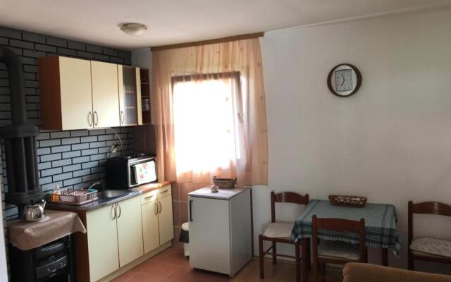 Apartmani LUX