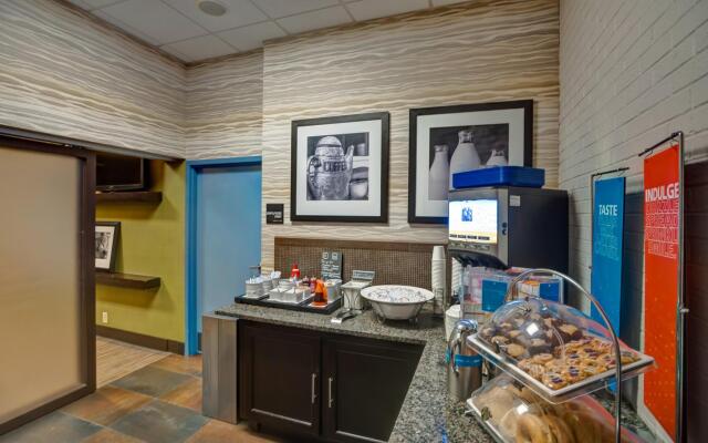 Hampton Inn Norfolk-Naval Base