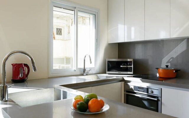 Comfort Family Apartment near Beach by FeelHome