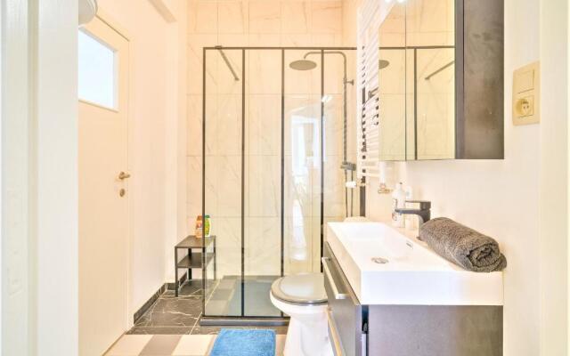 The Lily Lodge in The Heart of Antwerp