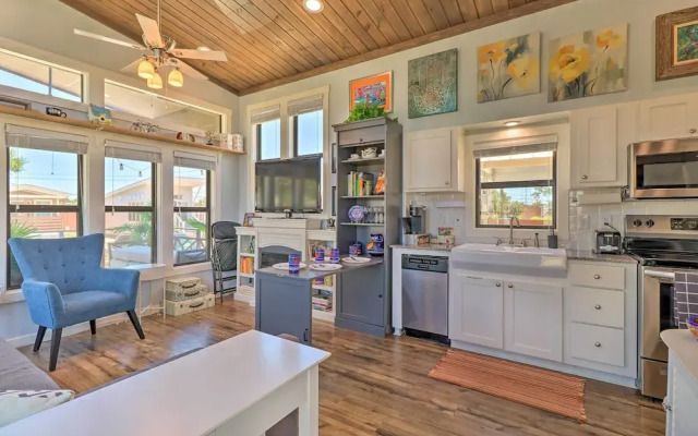 Upscale Tiny Home - Boho-chic Austin Getaway!