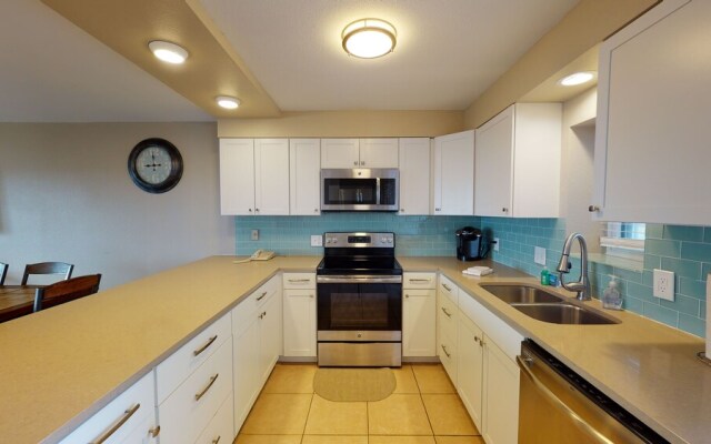 Island 120 3 Bedroom Condo