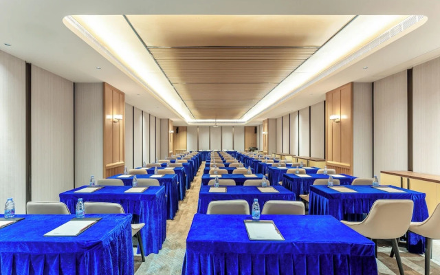 Holiday Inn Express Haikou World Trade Center