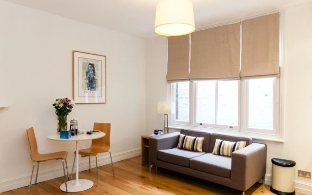 Blueprint Apartments-No 5 Doughty Street