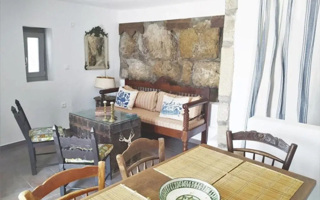 Skyros BnB Anna House in Brooke