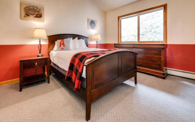 Boulder Mountain Lodge
