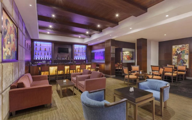 City Heart Sarovar Portico