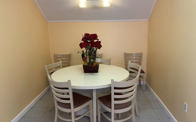 Boardwalk Terrace Apartments