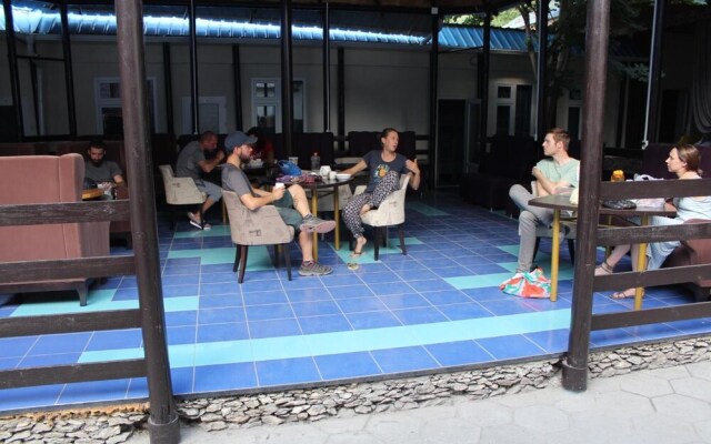 Парк-хостел «Ош»