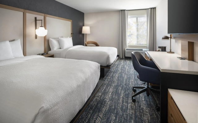 Fairfield by Marriott Inn & Suites Fresno River Park