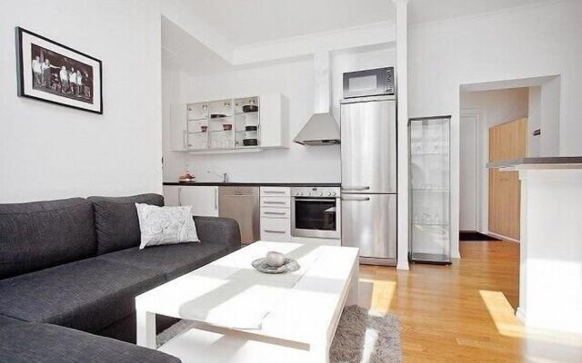 Modern Apartment In The City Center