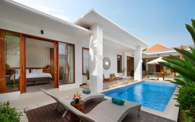 The Luxury Collection, Monaco Blu