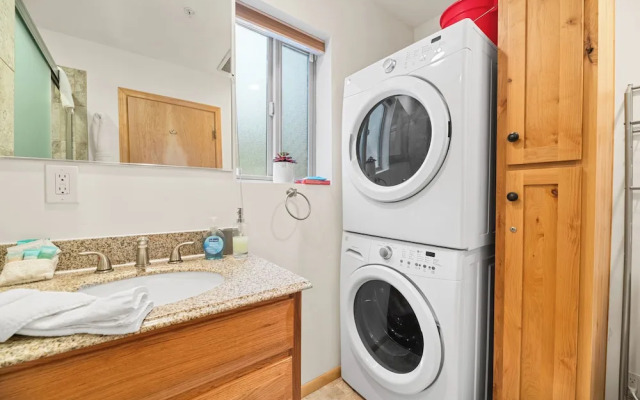 Three Bear's Bungalow