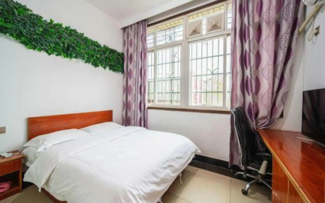 changsha qingyang family  hotel