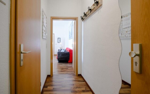 Helle Wohnung in Sudenburg mit Balkon - WLAN, 4 Schlafplätze