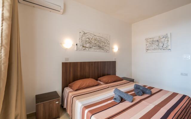 Seashells 2 bedroom Apartment with sunny terrace with stunning panoramic sea views by Getaways Malta