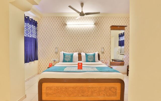 Collection O 11650 HOTEL GRAND APPLE
