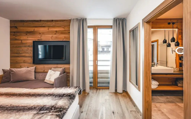Lux Alp Chalet