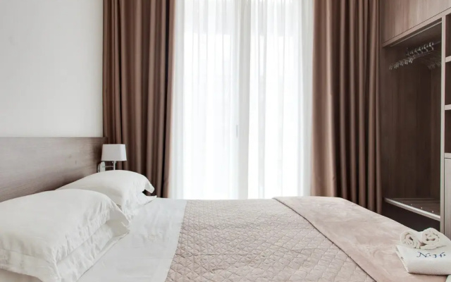 Hotel Nadir