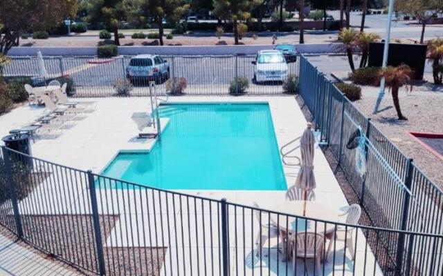 Intown Suites Extended Stay Phoenix Az - Gilbert