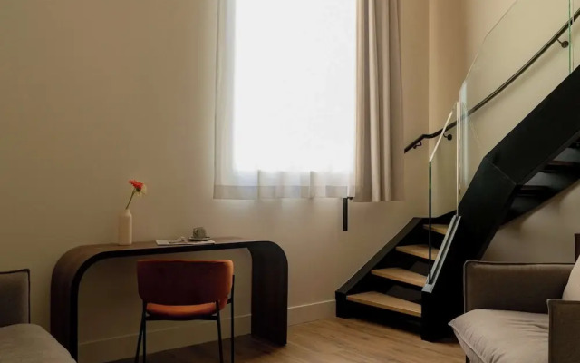 Hotel Fort St Laurent Lyon - Handwritten Collection