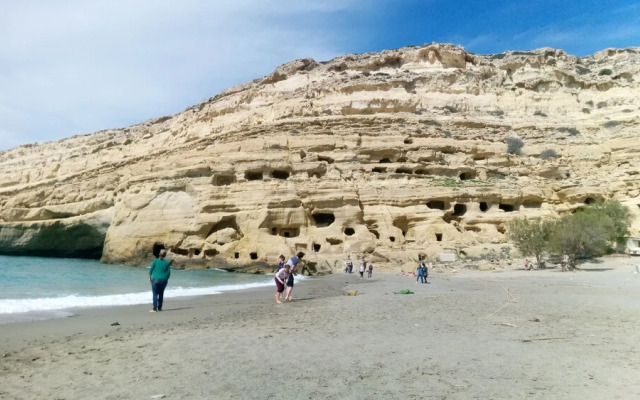 Kalamaki Sight Irene's