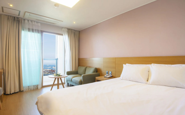 Sims Hotel