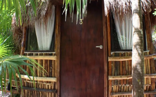Maya Cabanas & Cenote Tulum