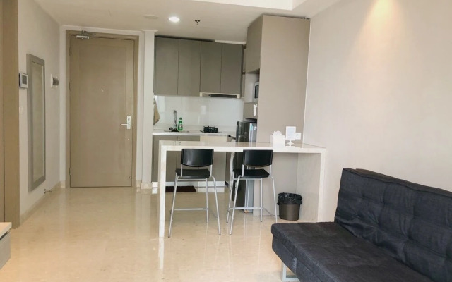 Gold Coast PIK Sea View Apartments by LongeSuites