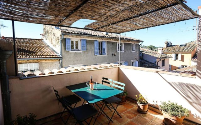 Valbonne Village House With AC & Sunny Roof Terrace