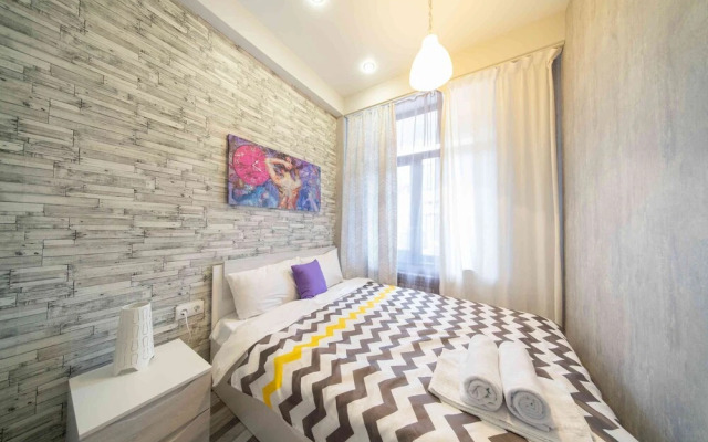 More Apartments na Plotinnoy 2 - 2