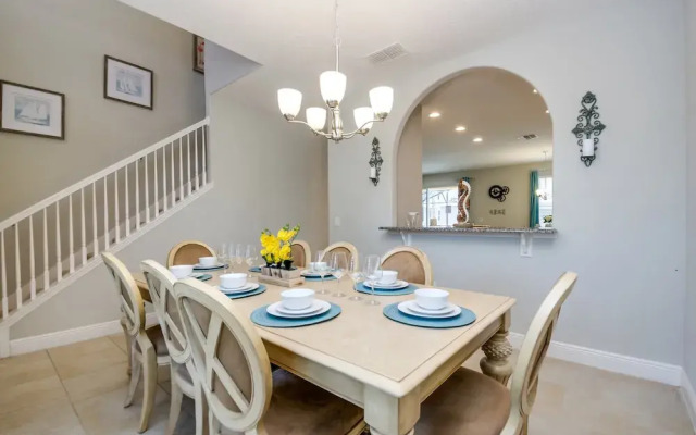 H5294 Ultimate 6 Bedroom 5 Bathroom Home With Pool