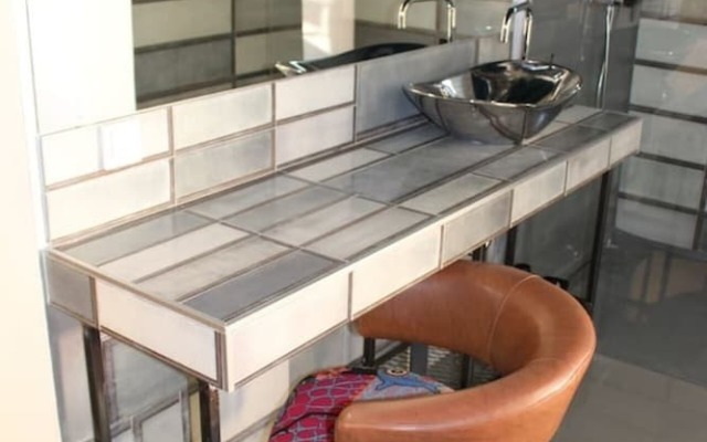 Boutique Triple House With Garden & Roof Terrace