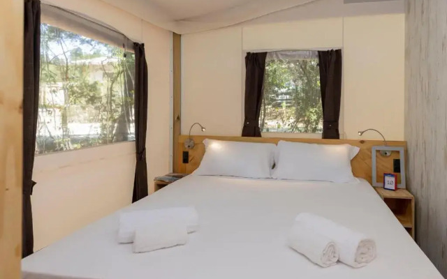 Hu Montescudaio Village