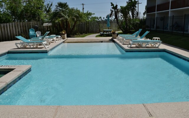 SeaBreeze 136 - 1 Br Condo