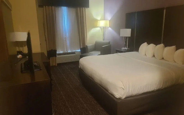 Dothan East Inn & Suites