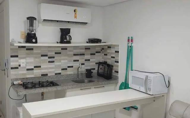 Loft com saida para piscina by Laguna Beach