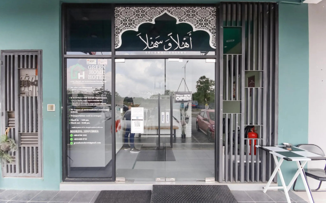 OYO 90399 Green Home Hotel (syariah)
