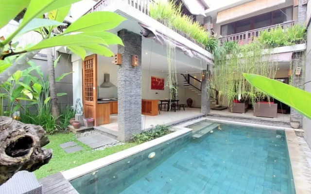 Villa Manika