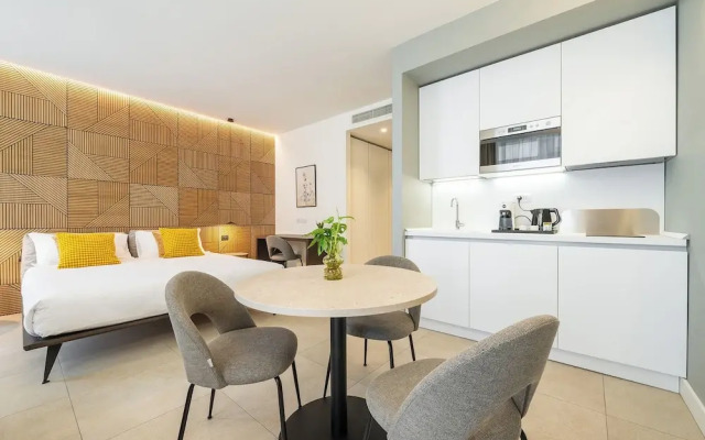 Karalin Sonnino Suites