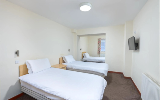Sandringham Hotel