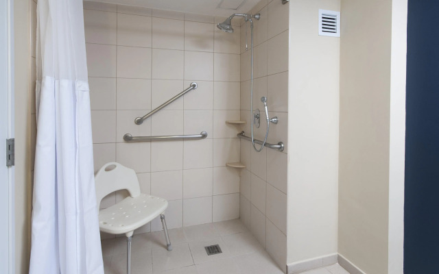 Holiday Inn Express Veracruz Boca Del Rio by IHG