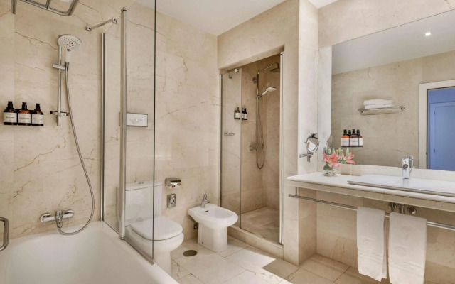 NH Collection Madrid Abascal