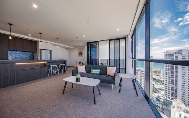 Gold Coast Broadbeach Holiday 2bed2bath Walk to Beach+parking Qbr004