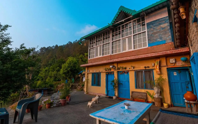 HOTs hostel Nainital