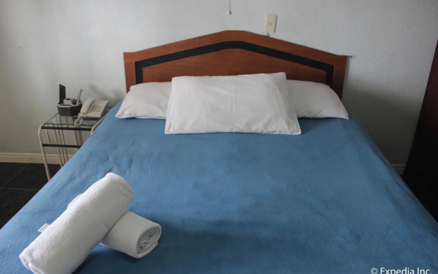 Blue Rock Beach Resort
