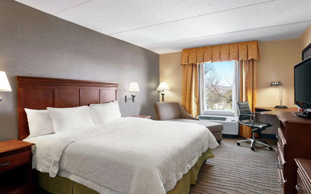 Hampton Inn & Suites Poughkeepsie
